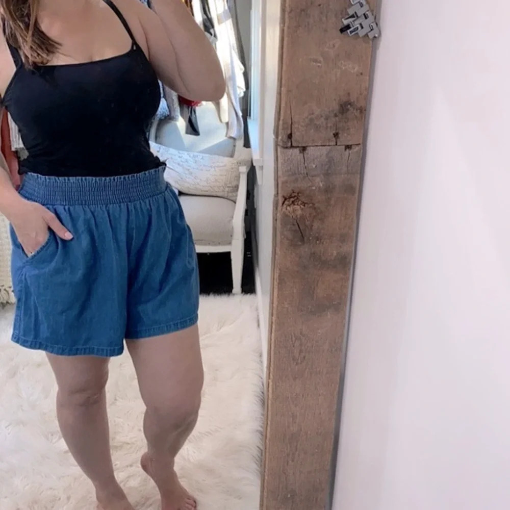 Universal Thread Chambray Shorts Size Xxlarge - image 1